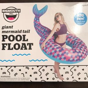 New Mermaid Tail pool float